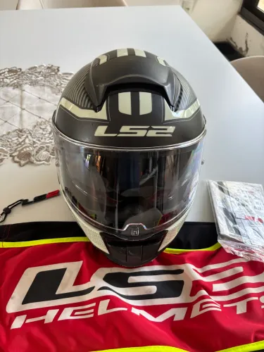 Capacete LS2 Vector Evo sem uso