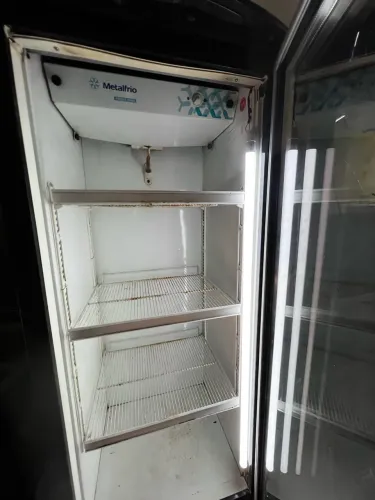 Geladeira expositora - geladeira porta de vidro - geladeira para uso comercial