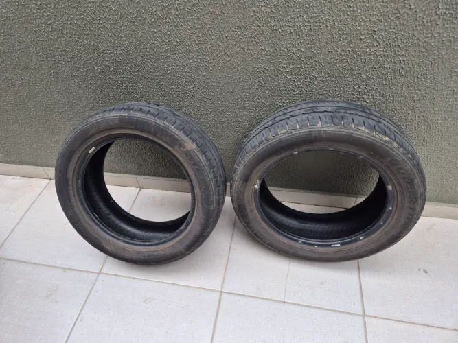 2 pneus goodride 205/55 R16