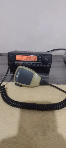 Vendo rádio VHF Yaesu FT-2500