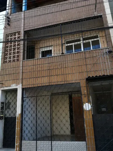 Imóvel para venda tem 67 metros quadrados com 4 quartos em Liberdade - Salvador - BA