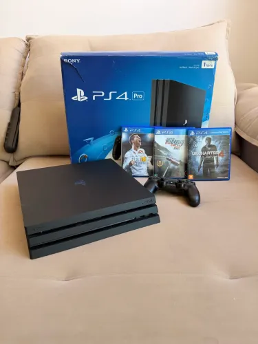PlayStation 4 PRO