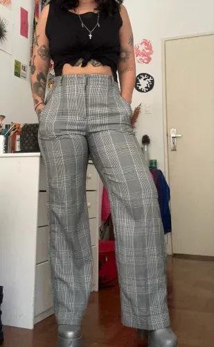 Calça flare xadrez