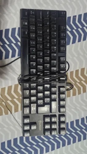 Teclado Mecânico Sharkoon Purewriter RGB