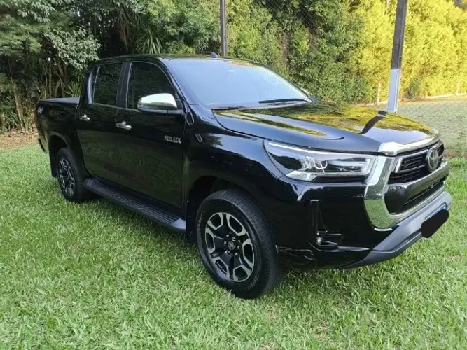 Toyota Hilux CD SRX 4X4 2.8 TDI 16V Diesel Aut. 2021