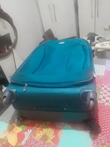 Mala para viagem grande Samsonite em ótimo estado 