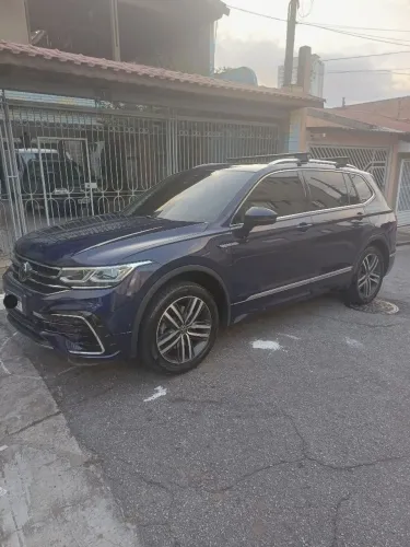 Volkswagen Tiguan Allspac R-line 300 TSI 2.0 2024