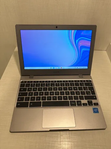 Chromebook Samsung XE310XBA Intel Celeron 4GB 64GB - Funciona Perfeitamente