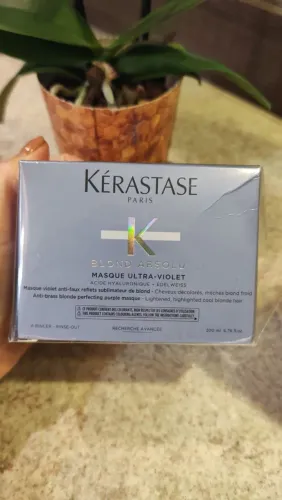 Máscara Kérastase Blond Absolu Ultra Violet