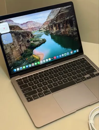Macbook Air - 2021 (M1)