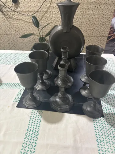 Conjunto da jarra com copo