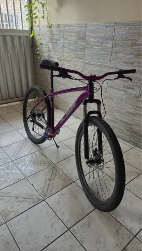 Bicicleta 8 velocidades aro 29