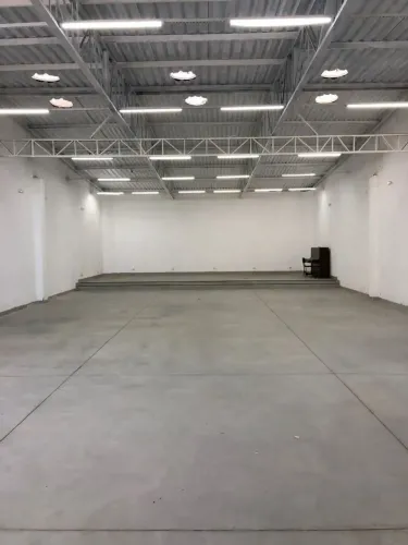 Galpão para alugar, 320 m² por R$ 4.900,00/mês - Parque São Luís - Taubaté/SP