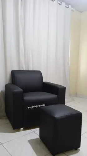 POLTRONAS NO COURVIM 