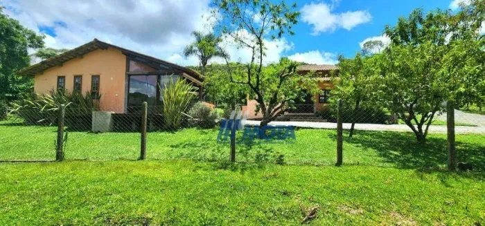 Chácara 3,4 Alqueires Região de Colombo C/ casa sede 136,00m2 com 3 quartos uma bela varan