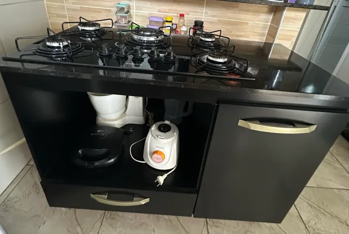 Fogão colptop 5 bocas Itatiaia acompanha balcão