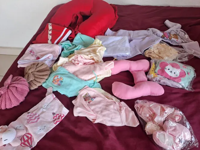 Roupas de bb menina novas