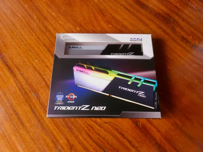 G.SKILL memória Trident Z Neo DDR4-4000 CL16 16GB (2x8GB) [USADO]
