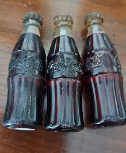 Lote com três garrafinhas coca cola Anos 50