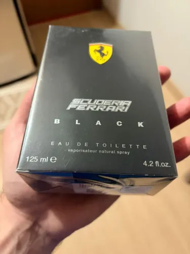 Ferrari Black perfume