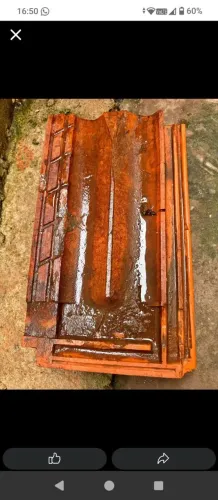 Telhas de barro francesa. Cerca de 800 telhas retiradas do telhado que estavam há cerca 35