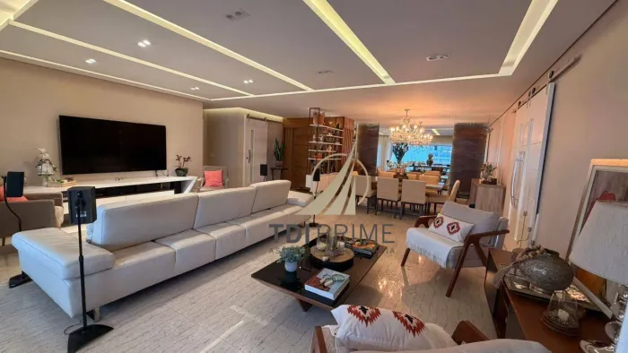 Apartamento no condomínio Reserva com 3 dormitórios à venda, 234 m² por R$ 5.700.000 - Cer