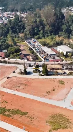 Terreno à venda em condomínio fechado, 266 m² por R$ 408.000 - Centro de Ouro Fino Paulist