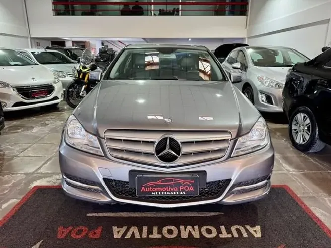 Mercedes-Benz C-180 CGI Classic 1.8 16V 156cv Aut. 2012