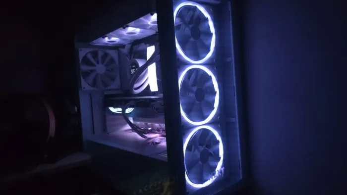 ? PC Gamer Full White NZXT | RTX 4070 Ti Super 16GB | Ryzen 7 9700X | 64GB DDR5 | SSD 4TB