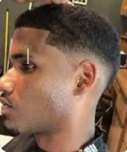 CORTE DE CABELO A DOMICÍLIO 