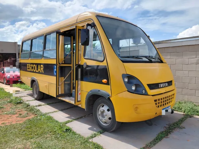 micro onibus iveco city class 3.0 170cv 29 lugares todo revisado