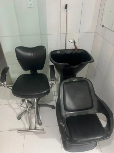 CADEIRA E LAVATORIO DE SALAO