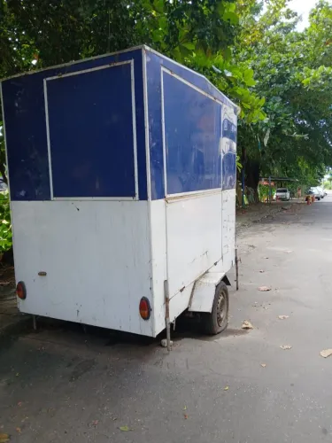 Vende-se um Trailer
