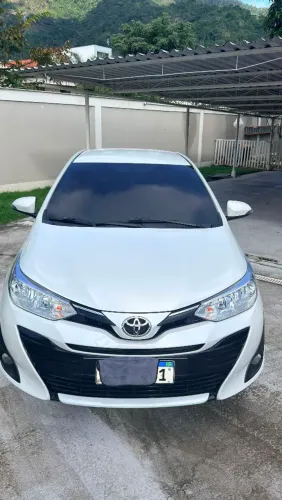 Toyota Yaris XS Connect Sedan 1.5 Flex 16V AUT 2021