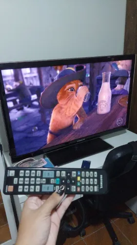 TV LED Samsung 40" Full HD Impecável + 4 Entradas HDMI e USB