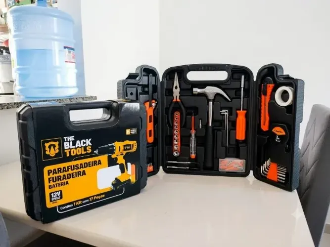 Kit Ferramentas Completo: Parafusadeira/Furadeira 12V Black Tools + Maleta Sparta