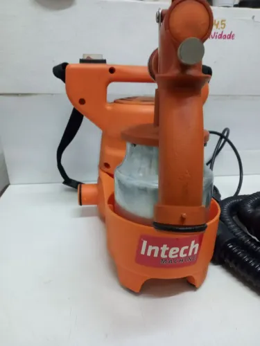 Vendo máquina de pintura Intech