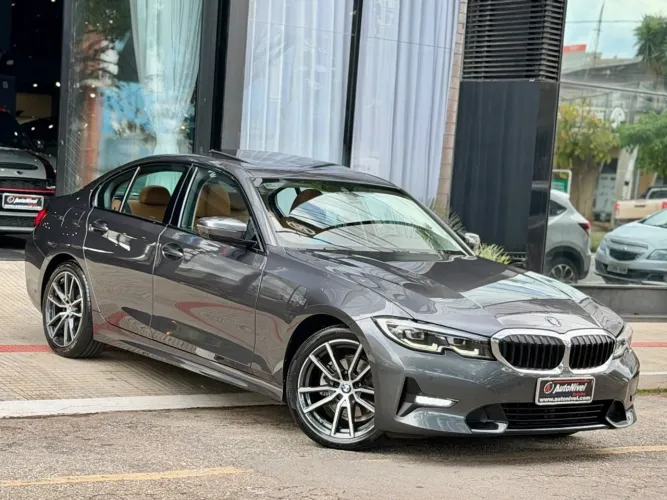 BMW 320I A Modern/sport TB 2.0/a.flex 16V 4P 2022