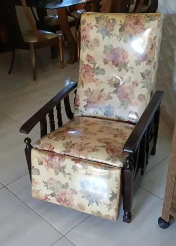 Cadeira dos Anos 80