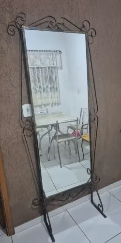 Vendo lindo espelho .