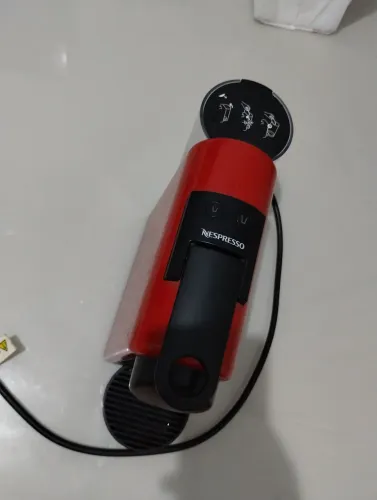 Vendo cafeteira Nespresso