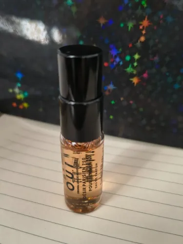 Eau de Parfum Désir Parisien 750 O.U.i  Unique Individual Feminino 5ml - Oui Perfume