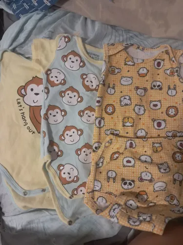 Lote de bebê menino