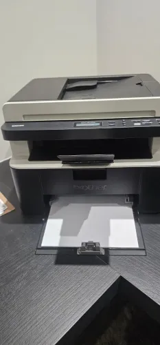 Impressora Multifuncional Brother DCP-1617NW Seminova + Toners