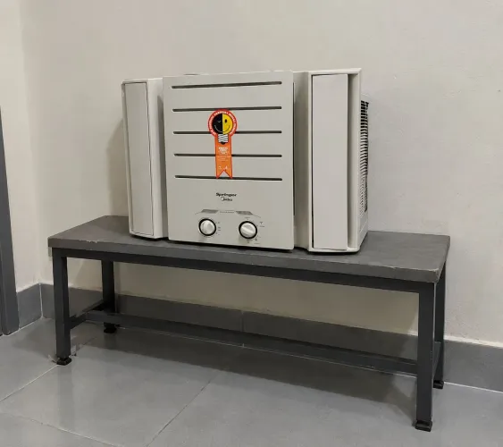 Ar condicionado de janela springer Midea 10000milbtus