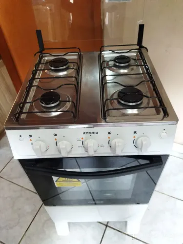 Vendo fogão Itatiaia