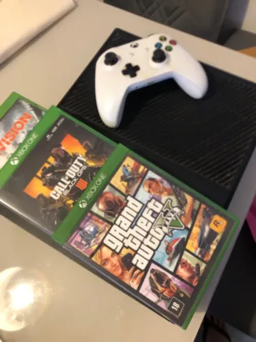 XBOX ONE +1 CONTROLE +JOGOS