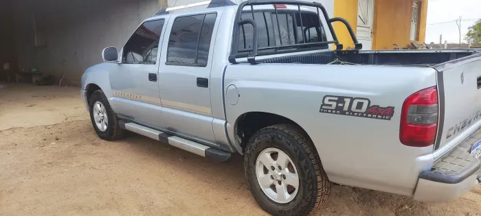 Chevrolet S10 Blazer DLX 2.8 4X4 TB Interc. Diesel 2002