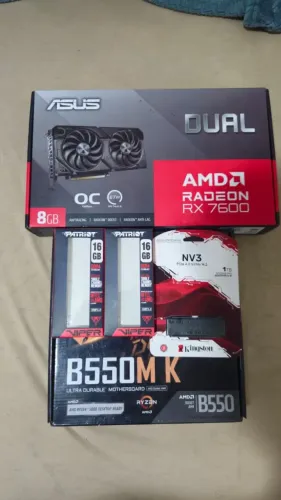 PC GAMER MEDIUM/HIGHEND
