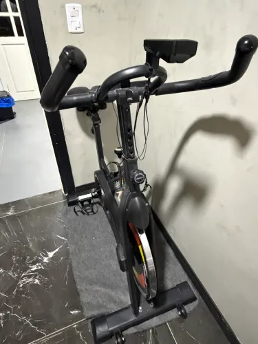 Bicicleta Ergométrica Gallant Elite X Spinning Roda de Inércia 8kg até 110kg Mecânica